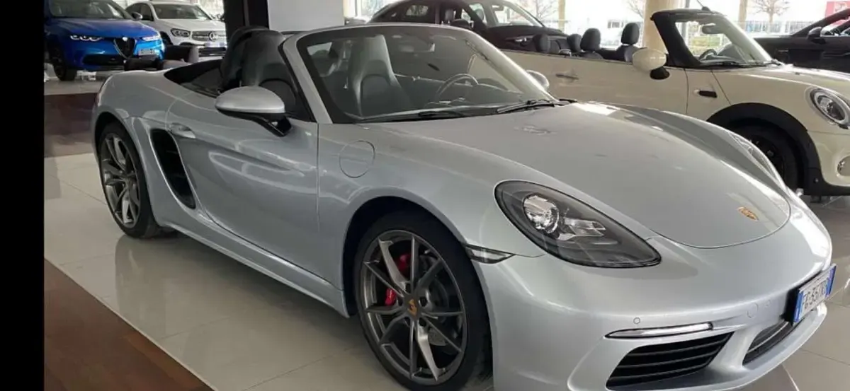 Usata Porsche 718 299 CV (219 kW) 2017 Argento Cabrio