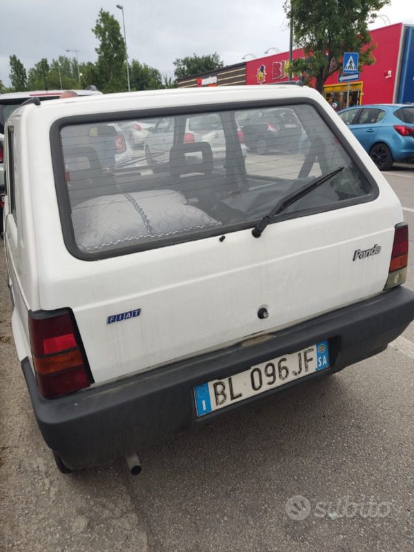 Usata Fiat Panda Young 39 CV (28 kW) 2001 Bianco Utilitaria