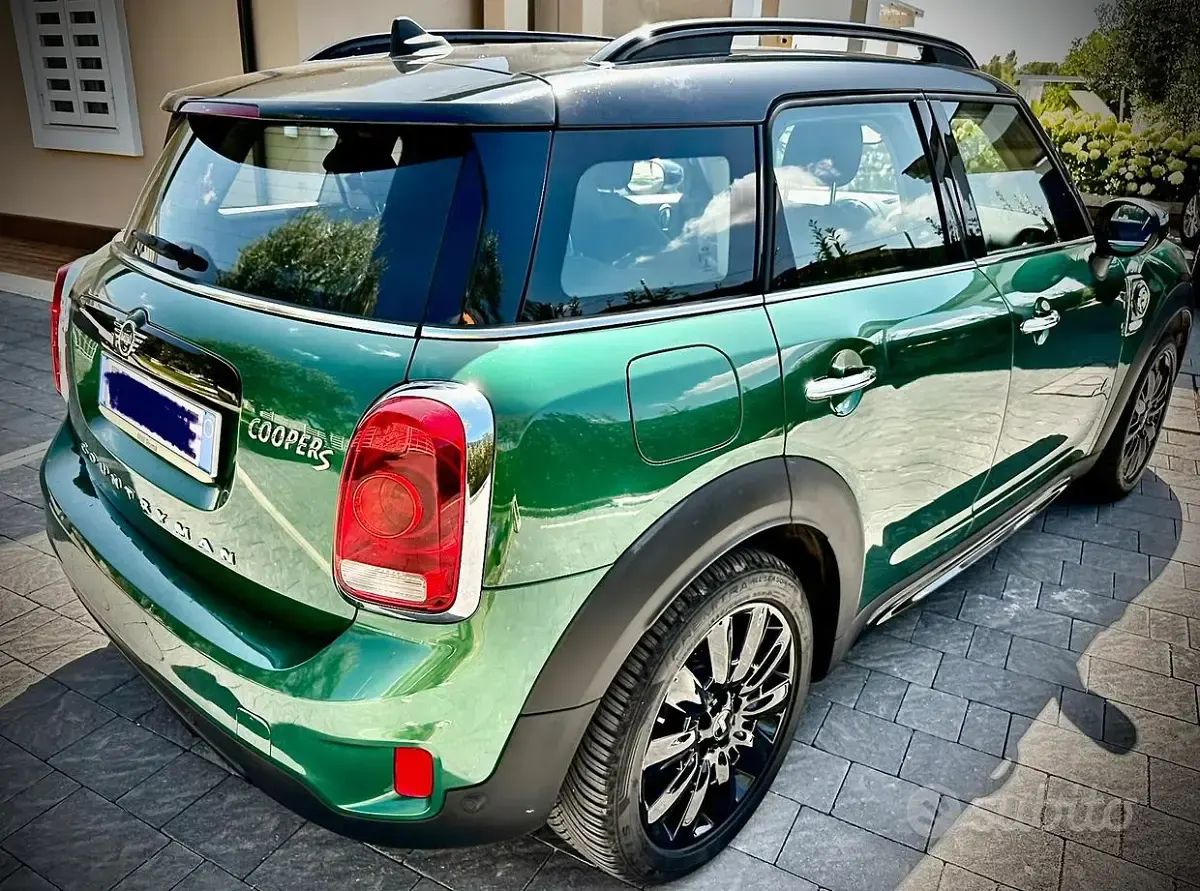 Usata Mini Countryman 220 CV (161 kW) 2020 Verde SUV