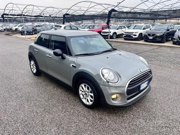 Usata Mini One D 95 CV (69 kW) 2017 Grigio Utilitaria