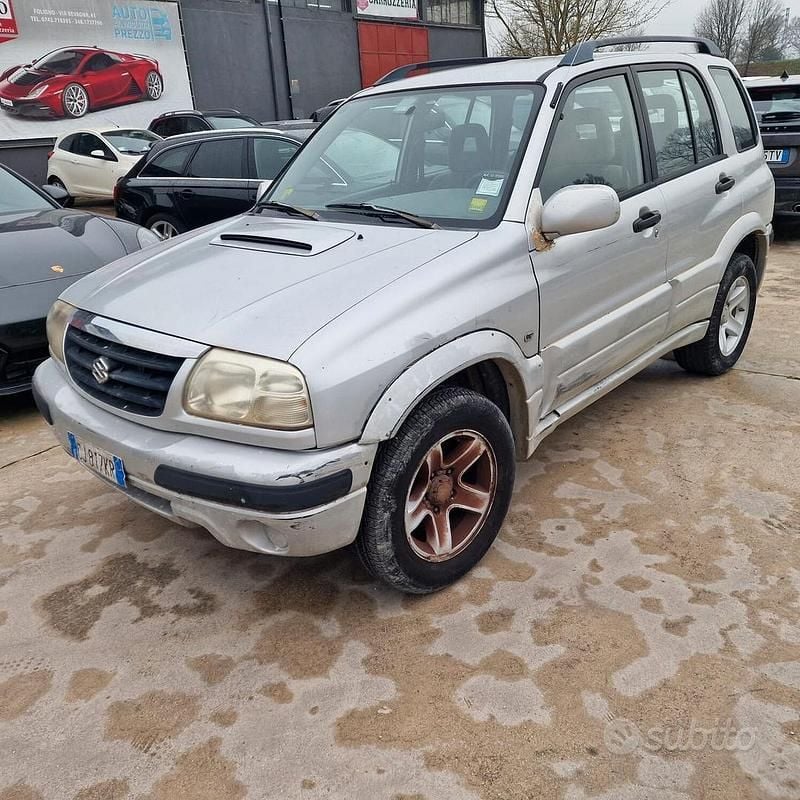 Usata Suzuki Grand Vitara 108 CV (79 kW) 2004 Grigio Station wagon