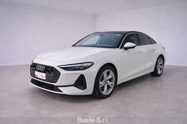 Usata Audi A5 Business 204 CV (150 kW) 2025 Bianco Utilitaria