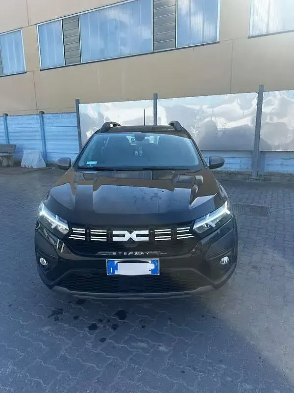 Usata Dacia Sandero Expression 101 CV (74 kW) 2023 Nero Berlina