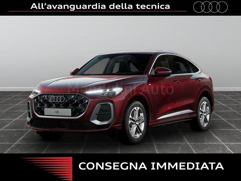 Rosso Nuova 2025 Audi Q5 Sportback Advanced SUV | 87.014 € - Immagine 1/4
