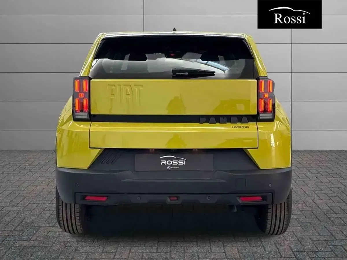 Nuova Fiat Grande Panda Icon 110 CV (80 kW) 2026 Giallo limone Utilitaria