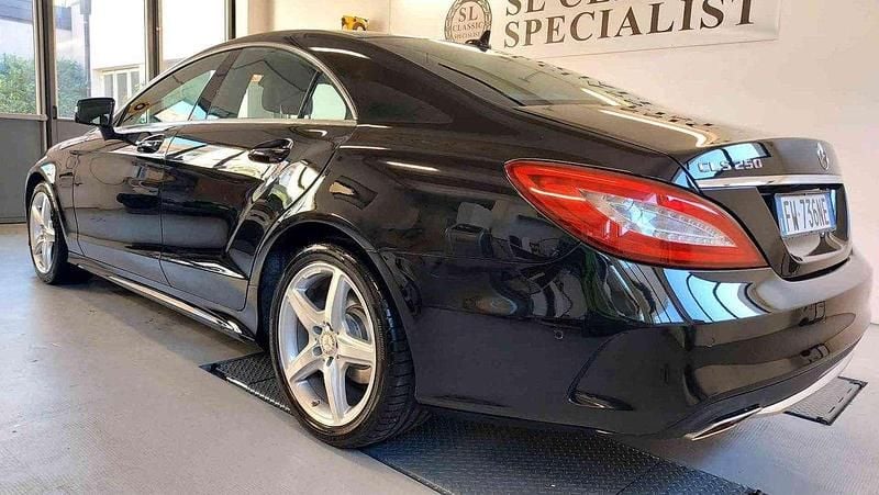 Usata Mercedes CLS250 AMG 204 CV (150 kW) 2015 Nero metallizzato metallizzato Berlina