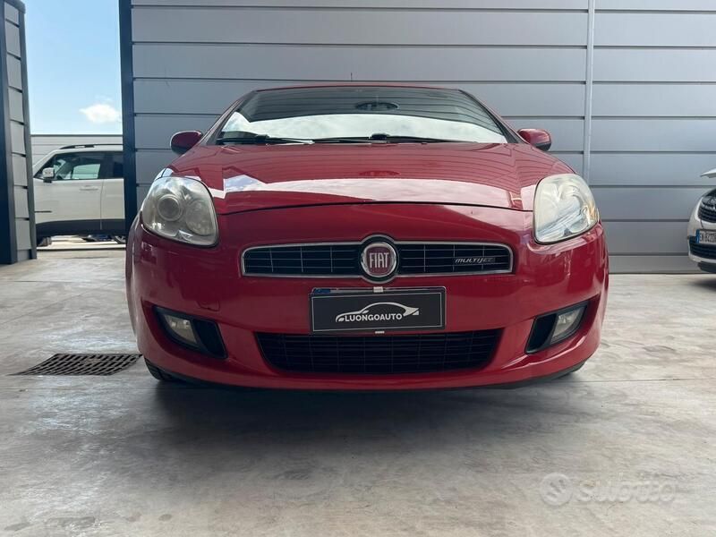 Usata Fiat Bravo 105 CV (77 kW) 2009 Utilitaria