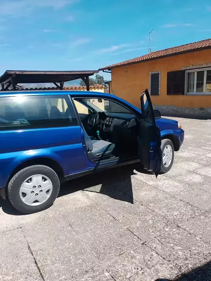 Usata Honda HR-V 105 CV (77 kW) 1999 Blu SUV