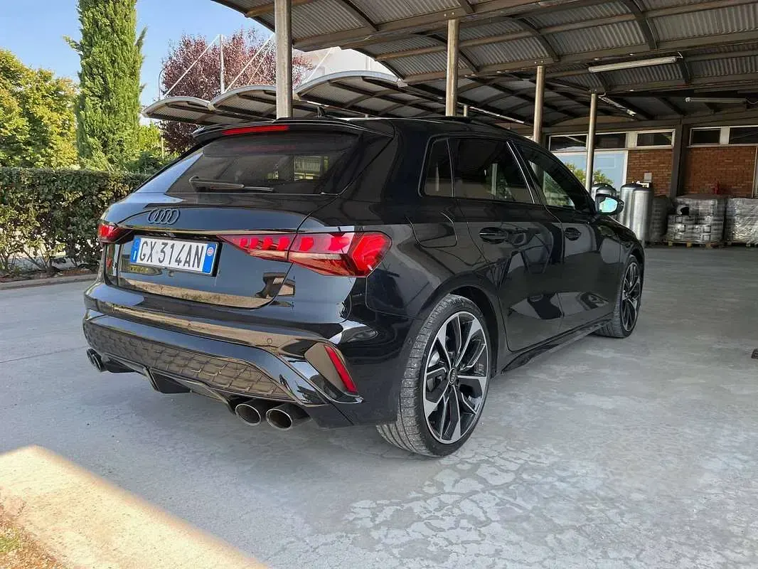Usata Audi A3 Sport 333 CV (244 kW) 2024 Nero Berlina