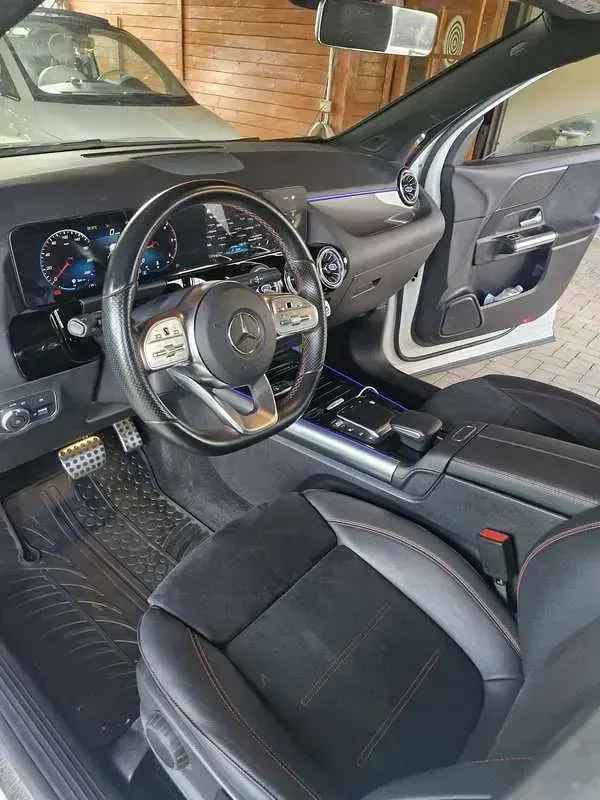 Usata Mercedes GLA180 Premium 116 CV (85 kW) 2023 SUV
