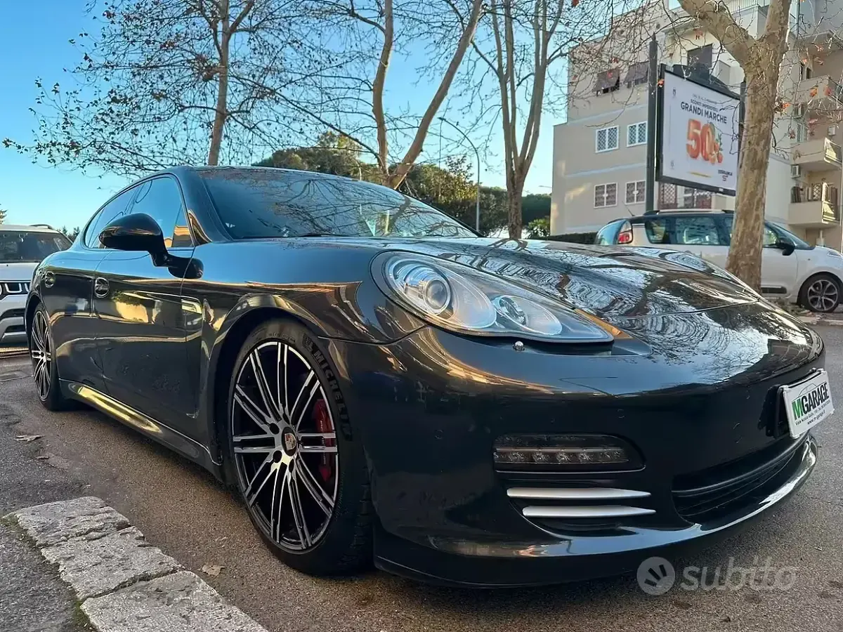 Usata Porsche Panamera Platinum Edition 300 CV (220 kW) 2012 Utilitaria