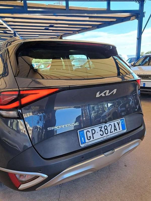 Usata Kia Sportage 136 CV (100 kW) 2023 Grigio SUV