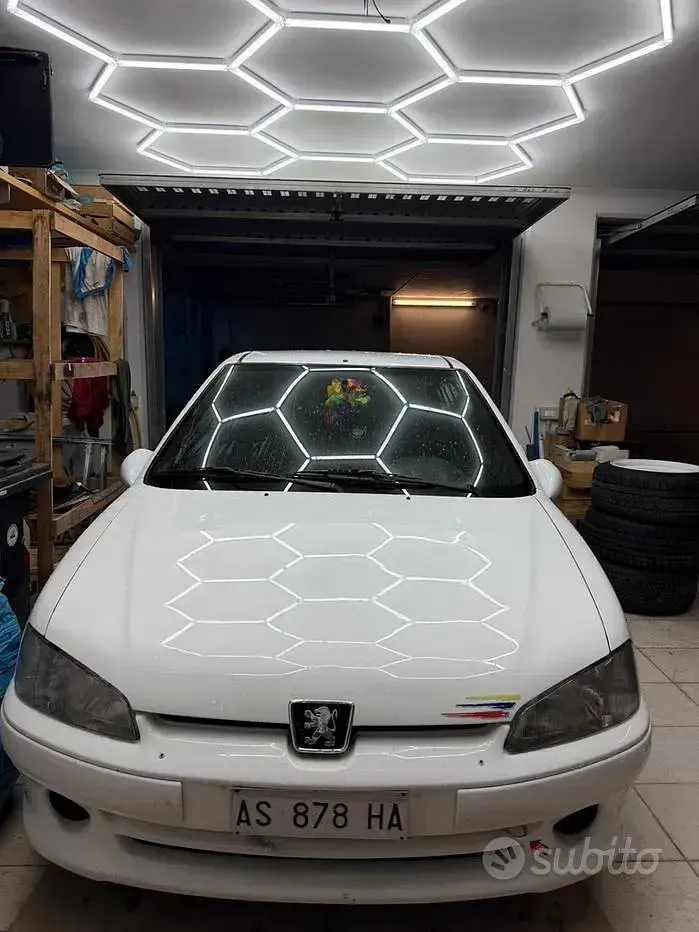 Usata Peugeot 106 101 CV (74 kW) 1998 Bianco Utilitaria