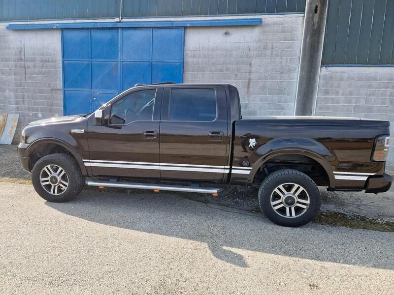Usata Ford F-150 320 CV (235 kW) 2004 Marrone Pick-up