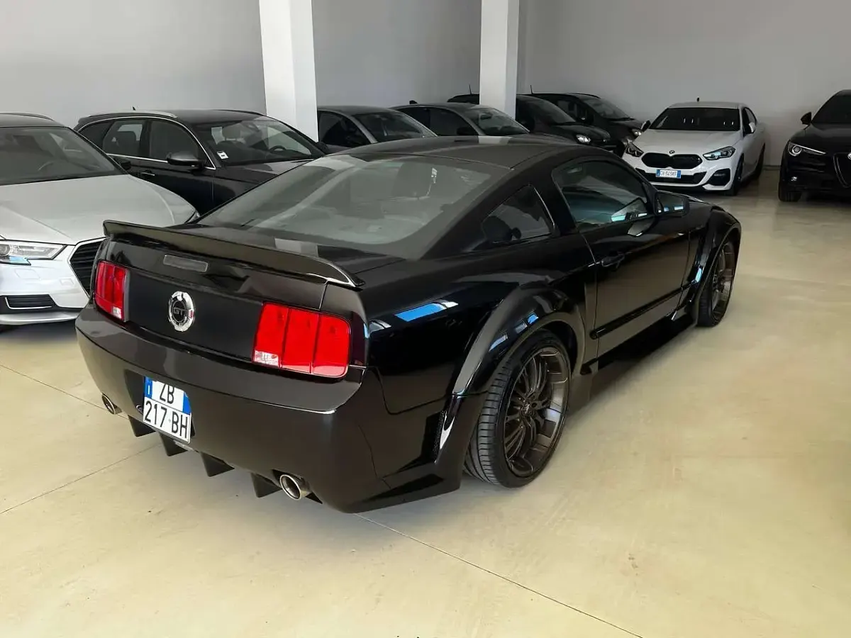 Usata Ford Mustang GT 305 CV (224 kW) 2007 Nero Coupé