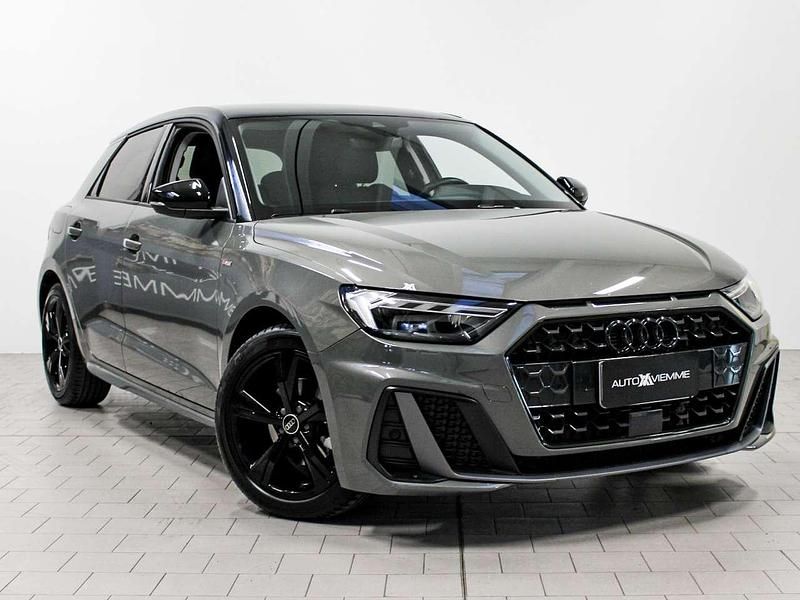 Usata Audi A1 Sportback S-Line 150 CV (110 kW) 2024 Grigio Utilitaria