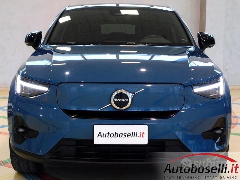 Usata Volvo C40 300 kW (408 CV) 2022 Fjord blue metallizzato SUV