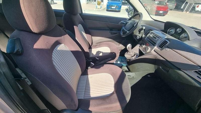 Usata Lancia Ypsilon 75 CV (55 kW) 2007 Beige Utilitaria