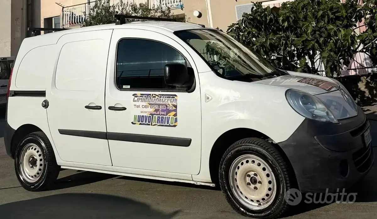 Usata Renault Kangoo 75 CV (55 kW) 2011 Bianco Monovolume