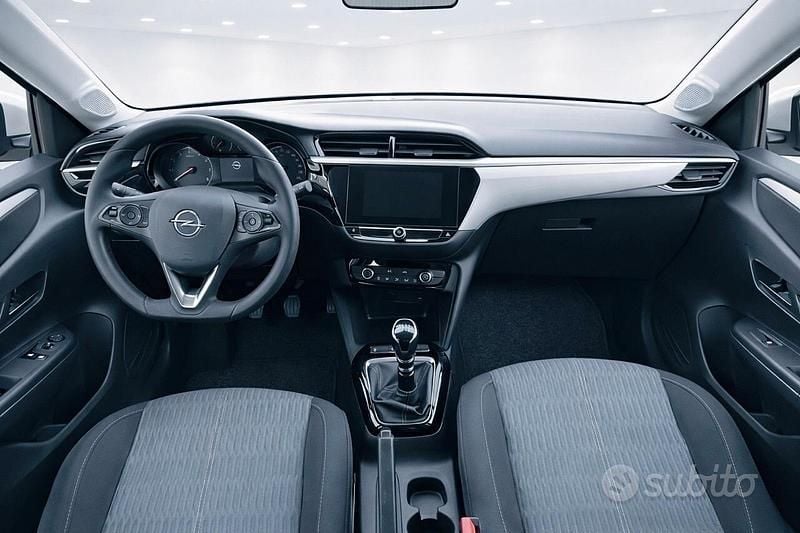 Usata Opel Corsa Design & Tech 101 CV (74 kW) 2022 Bianco Utilitaria