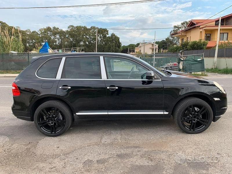 Usata Porsche Cayenne 239 CV (175 kW) 2009 Nero SUV