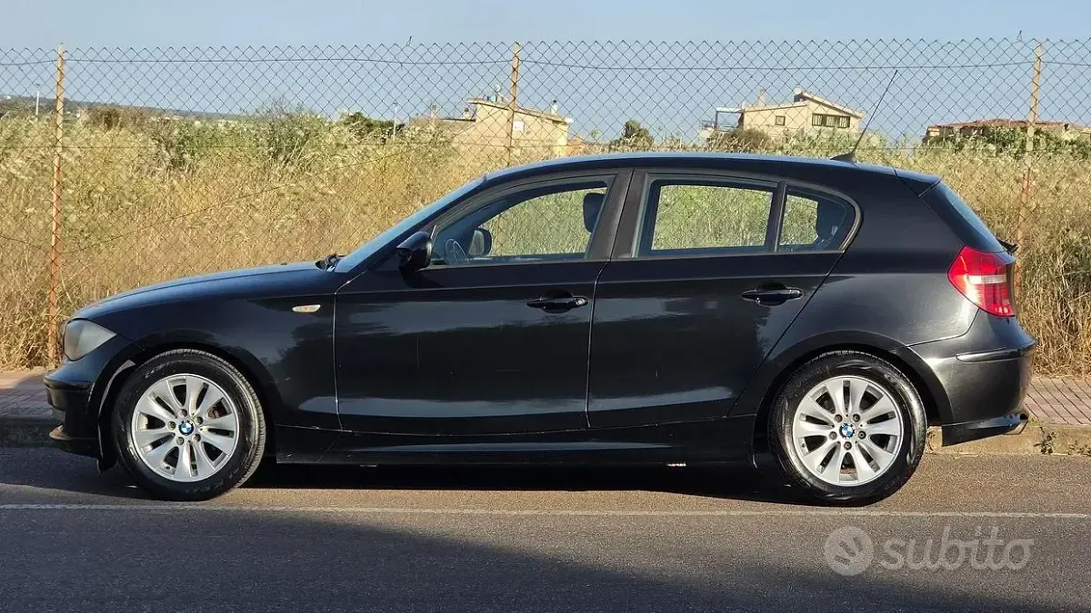 Usata BMW 116 116 CV (85 kW) 2009 Nero Utilitaria