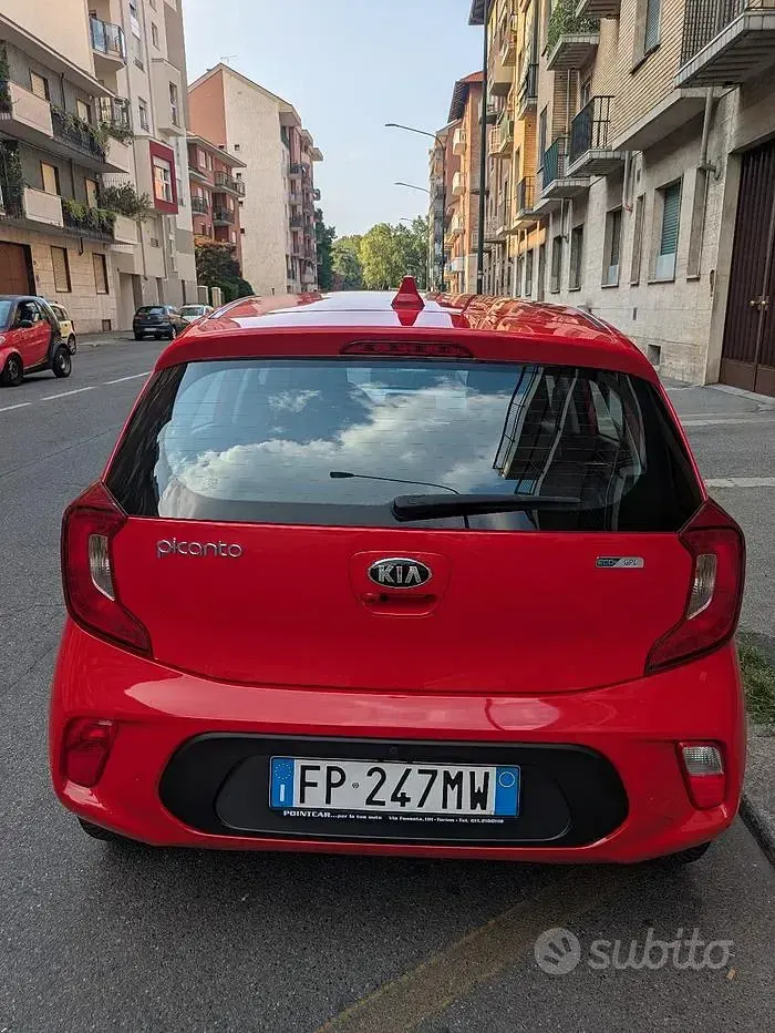 Usata Kia Picanto 67 CV (49 kW) 2018 Rosso Utilitaria