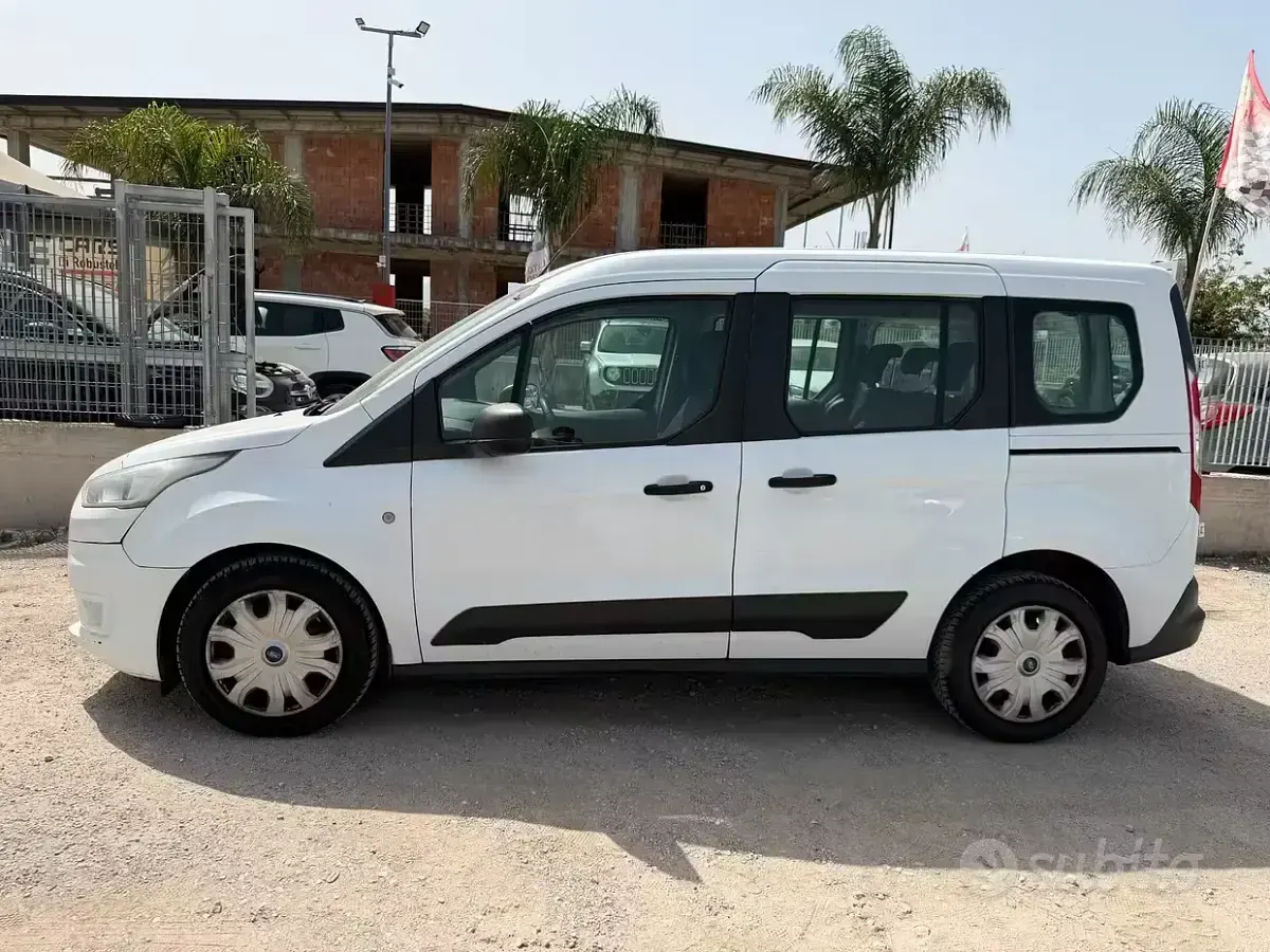 Usata Ford Transit 101 CV (74 kW) 2019 Bianco Monovolume