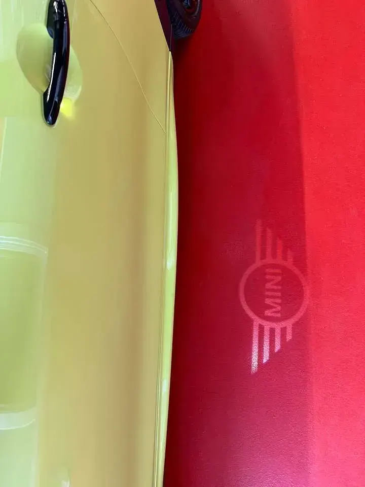 Usata Mini John Cooper Works 136 CV (100 kW) 2023 Lime yellow Utilitaria