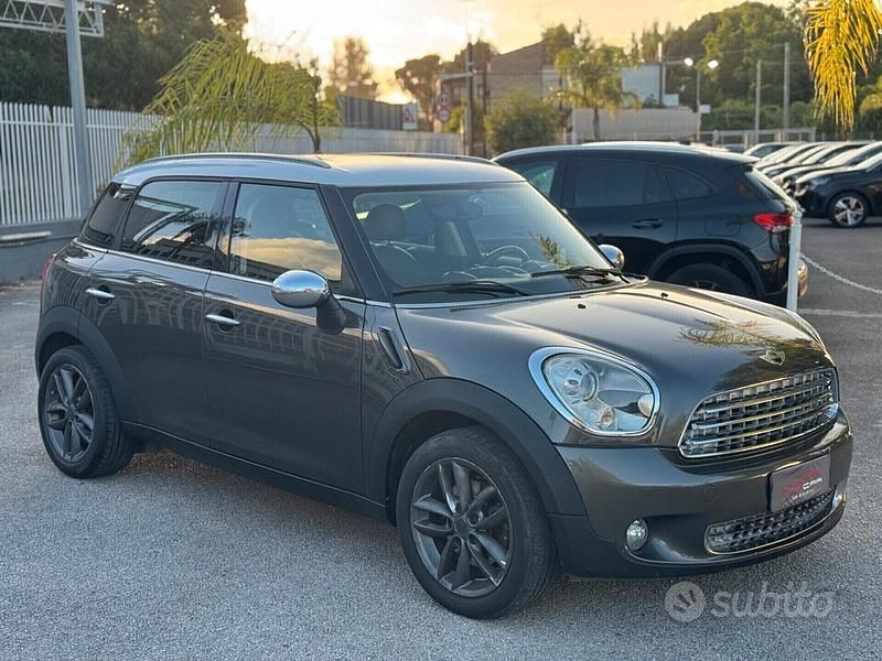 Grigio Usata 2010 Mini Cooper D Countryman SUV | 5750 € (Ottimo prezzo) - Immagine 1/4
