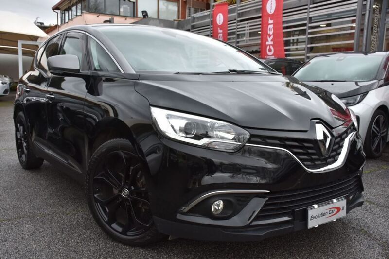 Usato 2019 Renault Scénic IV 1.3 Benzin 140 CV (16.900 €)