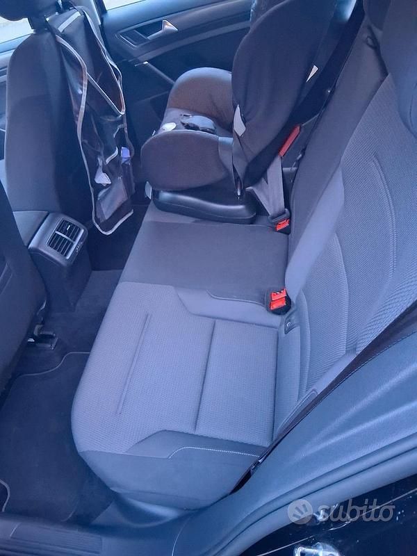 Usata VW Golf VII 116 CV (85 kW) 2019 Nero Utilitaria