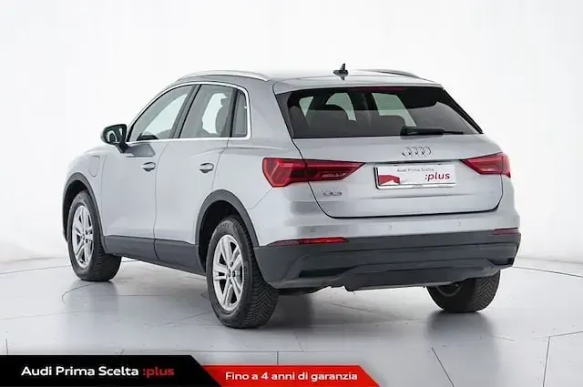 Usata Audi Q3 Business 245 CV (180 kW) 2022 Argento floret SUV