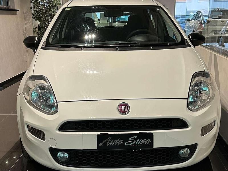 Usata Fiat Punto Street 77 CV (56 kW) 2018 Bianco Utilitaria