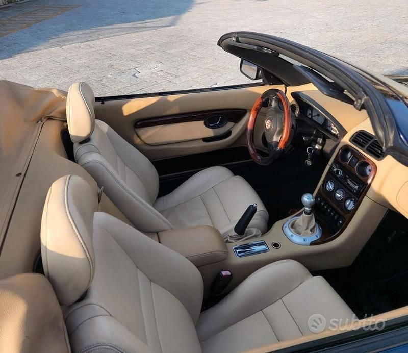 Usata MG TF 160 CV (117 kW) 2004 Blu Cabrio