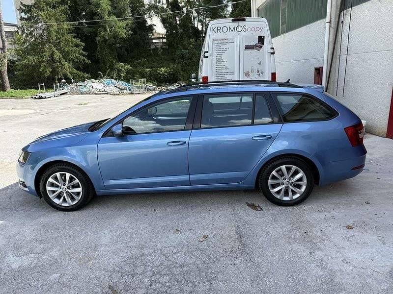 Usata Skoda Octavia G-TEC Executive 110 CV (80 kW) 2018 Station wagon