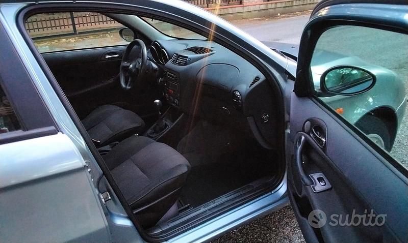 Usata Alfa Romeo 147 2004 Utilitaria