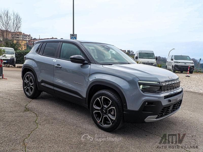 Nuova Jeep Avenger Summit 101 CV (74 kW) 2026 Rosso SUV