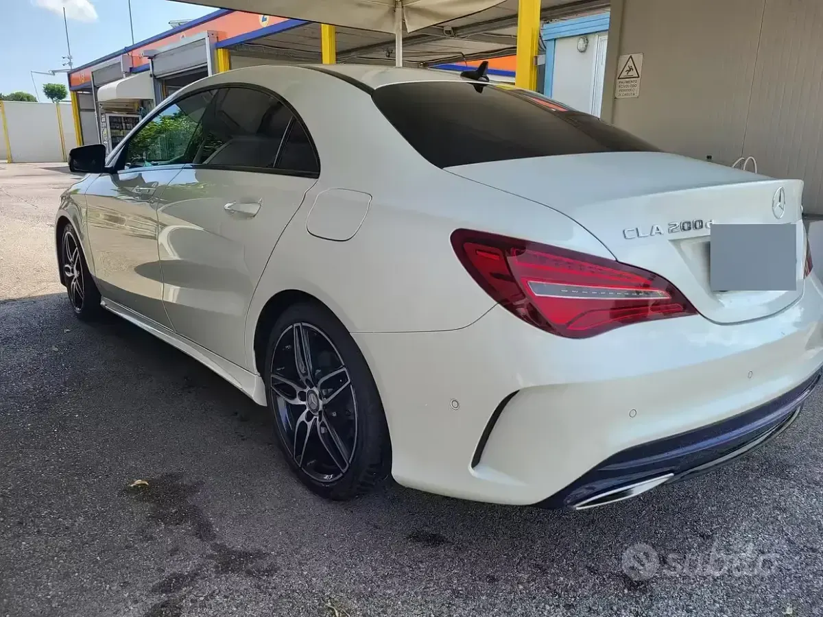 Usata Mercedes CLA200 136 CV (100 kW) 2017 Bianco Coupé