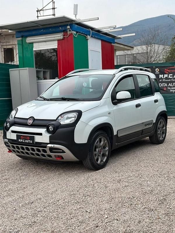 Usata Fiat Panda Cross Cross 69 CV (50 kW) 2020 Bianco Utilitaria