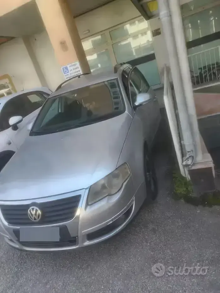 Usata VW Passat 105 CV (77 kW) 2006 Grigio Station wagon