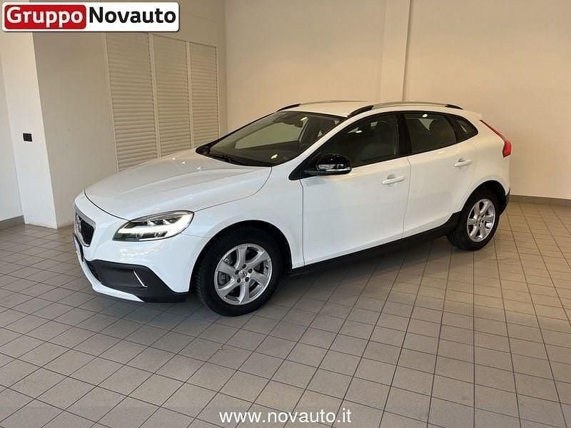 Usata Volvo V40 CC 119 CV (87 kW) 2018 Bianco Station wagon