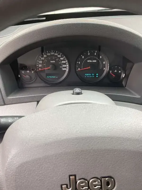 Usata Jeep Grand Cherokee Laredo 218 CV (160 kW) 2007 SUV