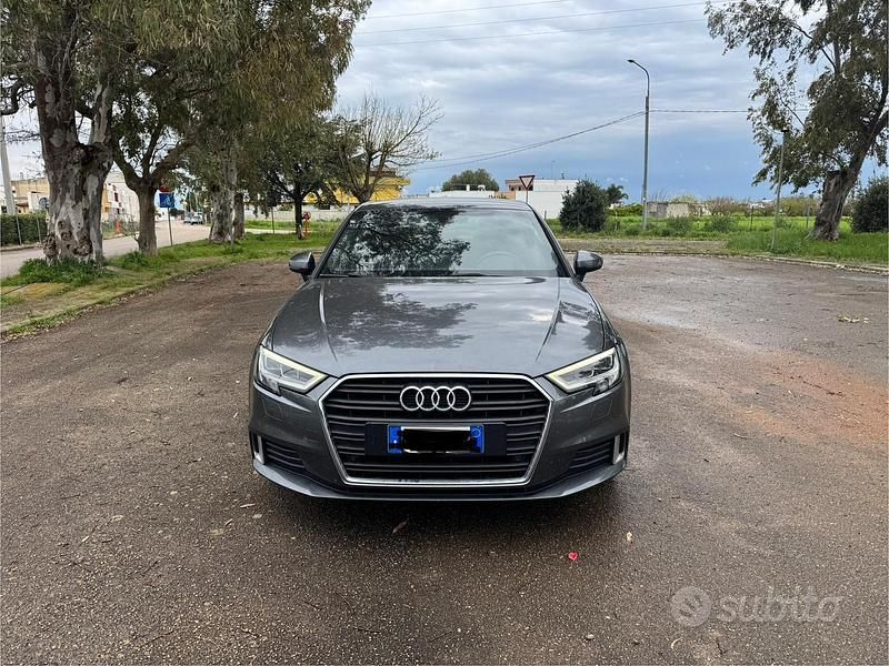 Usata Audi A3 110 CV (80 kW) 2017 Grigio Berlina