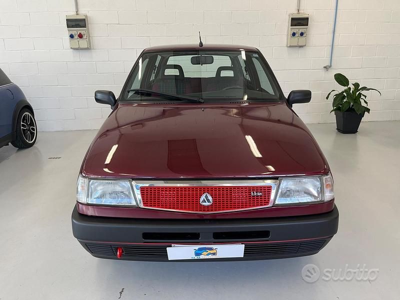 Usata Autobianchi Y10 50 CV (36 kW) 1993 Rosso Utilitaria