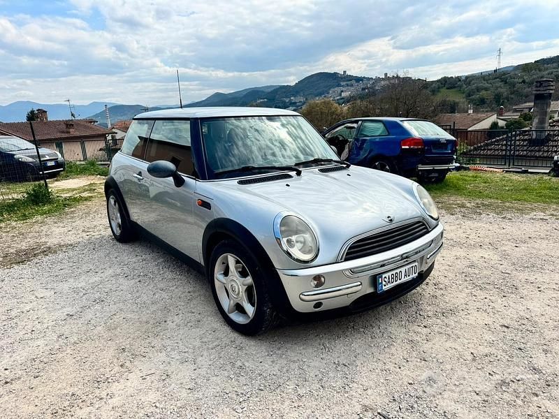 Occasion Mini ONE 90 ch (66 kW) 2004 Citadine