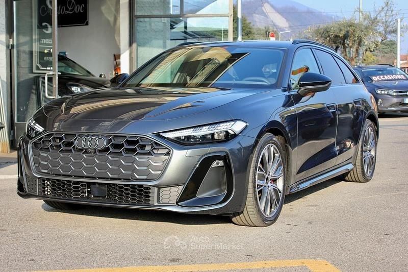 Nuova Audi A5 S-Line 204 CV (150 kW) 2025 Grigio Station wagon