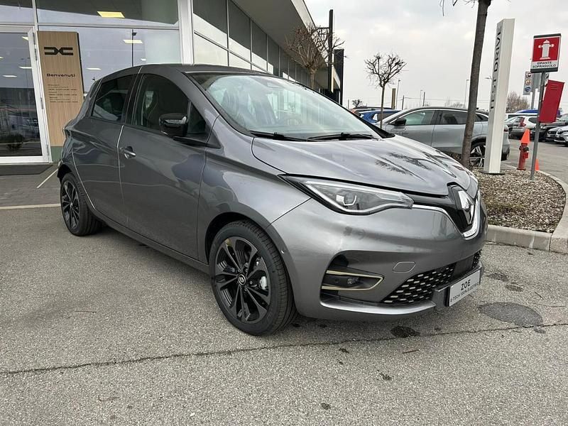 Usata Renault Zoe Iconic 100 kW (136 CV) 2024 Grigio Utilitaria