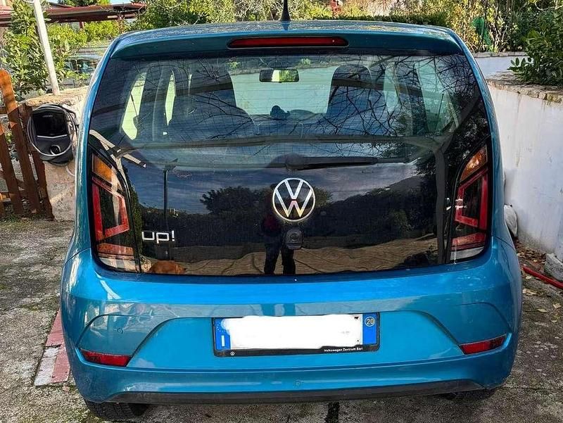 Usata VW up! 60 CV (44 kW) 2020 Blu/azzurro Utilitaria
