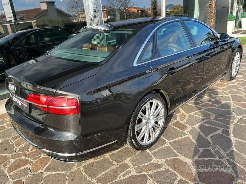 Usata Audi A8 Ambiente 262 CV (192 kW) 2017 Nero Berlina